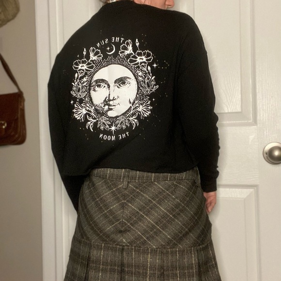 Whimsygoth Fairygrunge Black White Celestial Sun Moon Print Cropped Long Sleeve - Picture 7 of 8